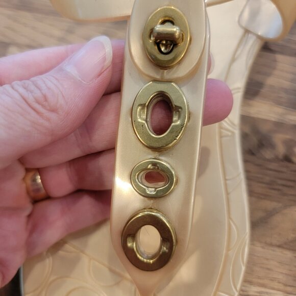NWOT Coach Phila Golden Champagne T Strap Thong Jelly Sandals - Picture 5 of 15